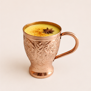 Mug à Moscow Mule en cuivre pur fait main avec motif floral vintage en relief, tasse à bière pour cadeaux et usage en bar - Product Image 4