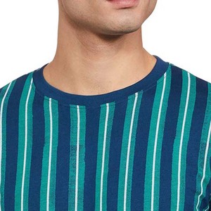 เสื้อยืดคอโอทรงหลวมแฟชั่นใหม่ลายตัวอักษร OEM สำหรับผู้ชายไซส์ใหญ่ ผ้าฝ้ายอย่างดี ใส่ได้ทั้งแบบลำลองและเป็นทางการ สำหรับฤดูร้อน ไม่เป็นขุย - Product Image 3