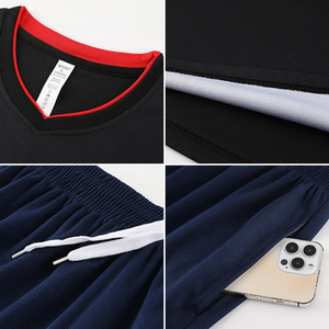 Una fábrica OEM ofrece uniformes de fútbol de poliéster sublimados personalizados con etiqueta privada para fabricantes minoristas de artículos deportivos a nivel mundial. - Product Image 5