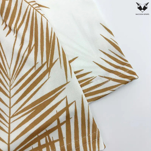 Camisa de golf Tropical Leaf para hombre, elegante camisa polo estampada de manga corta para verano, para actividades al aire libre, fitness y uso casual. - Product Image 4