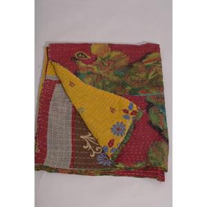 ผ้าห่มกันธาวินเทจ ทำมือ ลายดอกไม้ ผ้าฝ้ายอินเดีย สไตล์โบโฮ ผ้าคลุมเตียง ผ้าห่มตกแต่งบ้านแบบสองด้าน - Product Image 5