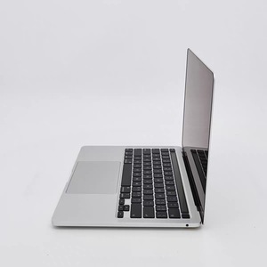 MacBook Pro 2022 de 13.6 Pulgadas, M2, 8GB de RAM, 256GB SSD, Portátil de Segunda Mano, Pantalla Táctil de 120Hz, GPU Integrada, 18 Horas de Autonomía - Product Image 2