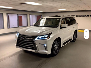 รถยนต์ LX570 SIGNATURE MODELS ปี 2017-2025 สภาพใหม่ สะอาด ไร้ตำหนิ มีหลายสี พร้อมขาย - Product Image 5