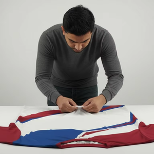 เสื้อยืดกีฬาผู้ชายพิมพ์ลายตามสั่ง โพลีเอสเตอร์ แห้งเร็ว แขนสั้น สำหรับวิ่งและออกกำลังกาย - Product Image 2