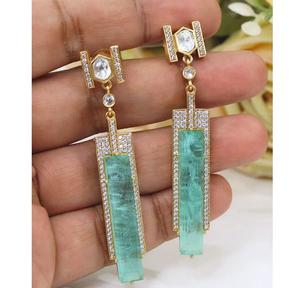 Pendientes Largos de Zirconia con Acabado Dorado a la Moda, con Aspecto de Piedra, para Mujer, para Looks de Noche, para Fiestas - Product Image 1