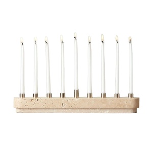 Candelabro Moderno de Travertino para Hanukkah, Portavelas de Piedra de Diseño Contemporáneo, Centro de Mesa Festivo para Múltiples Velas, Estilo Minimalista - Product Image 1