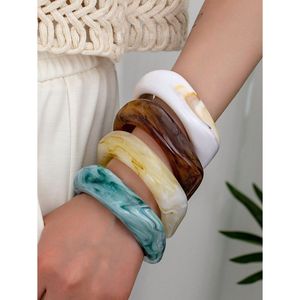 Bracelets en résine et en bois inspirés de la nature et de l'art, bracelets promotionnels - Product Image 5