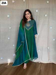 Ensemble de robe Anarkali en rayonne verte Zia avec dupatta, coupe ample, tenue traditionnelle indienne et pakistanaise pour femmes, longueur au sol - Product Image 1