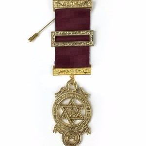 Insigne de poitrine Royal Arch anglais en acier inoxydable plaqué or, motif carré, de luxe, à coudre, style classique - Product Image 1
