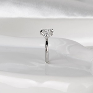 แหวนเพชรรูปไข่ 2.66 กะรัต รับรองโดย IGI สี E ความสะอาด VVS2 ทองคำขาว 14K แหวนหมั้น แหวนขอแต่งงาน ของขวัญเครื่องประดับ - Product Image 4