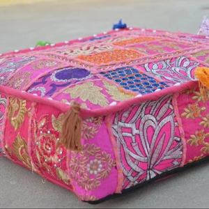 Cojines de suelo bohemios Funda de cojín decorativa Sari Patchwork Cojín - Product Image 1