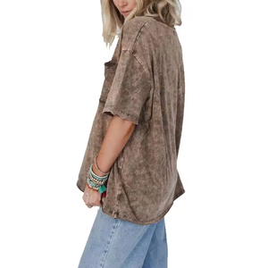 T-shirt décontracté personnalisé pour femme, col en V, manches courtes, coupe ample, couleur unie, style bohème, en coton lavé avec poche - Product Image 2