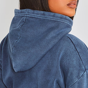 Sweat-shirt à capuche court surdimensionné pour femme, personnalisable avec logo, 100% coton, style streetwear décontracté - Product Image 3