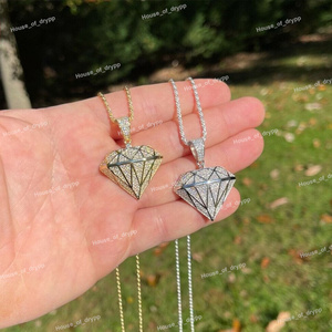 Colgante de Moissanita en Forma de Diamante en Plata de Ley 925, Estilo Hip Hop, Lujoso, para Hombre y Mujer - Product Image 3