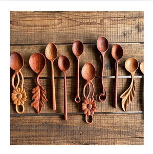 Kreativer vergoldeter Holz-Teelöffel mit Vintage-Schmetterlingsgriff und geschnitztem Zweigdesign für Küche und Haushalt - Product Image 1