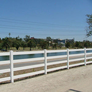 Clôture PVC à 4 rails, clôtures PVC pour ferme et chevaux, clôtures de paddock, garde-corps en vinyle blanc pour autoroute - Product Image 1
