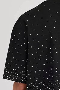 เสื้อยืดผู้ชายทรงบ็อกซี่ ตกแต่งคริสตัล ไหล่ตก สีดำ ออกแบบโลโก้ตามสั่ง OEM ผ้าคอตตอนผสม ระบายอากาศได้ดี สไตล์สตรีทแวร์ - Product Image 6