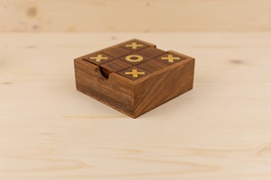 Jeu de Tic Tac Toe en bois artisanal, personnalisable, durable, écologique, portable, jeu de stratégie familial, décoratif, café - Product Image 6
