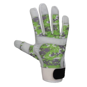 Guantes de bateo de béisbol y softbol de piel de oveja Cabretta personalizados de calidad superior Diseño de camuflaje duradero para deportes al aire libre - Product Image 4