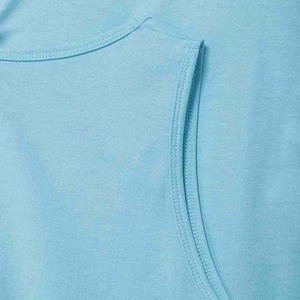 เสื้อกล้ามถักสีฟ้าอ่อนสำหรับผู้ชาย คอกลม แบบเรียบง่าย สไตล์ลำลอง ไม่มีแขน เหมาะสำหรับฤดูร้อน มีจำหน่ายแล้ว - Product Image 4