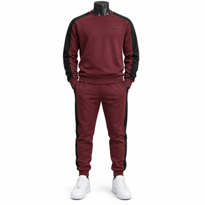 Conjunto Deportivo Informal Holgado de Corte Largo con Cintura Ajustable con Cordón y Bolsillos Laterales, Unisex, Negro, con Capucha, 100% Algodón - Product Image 2