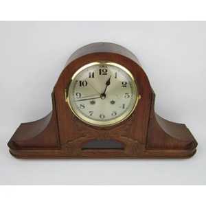 Horloge de bureau vintage en bois noir avec arche, garniture en laiton sculpté, horloge de table silencieuse à quartz analogique, décoration de bureau - Product Image 1