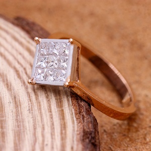 Anillo de oro rosa macizo de 18 quilates con diamantes invisibles y diseño de cometa, Memoria Jewels, venta al por mayor - Product Image 4