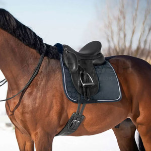 Tapis de selle pour cheval, léger, en tissu respirant, confortable pour l'usage quotidien, durable, avec design antidérapant - Product Image 4