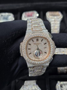 Reloj Analógico Automático con Incrustaciones de Moissanita para Hombre, Diseño de Lujo Inspirado en el Hip Hop, Personalizado, de Acero Inoxidable con Cristal de Zafiro - Product Image 1