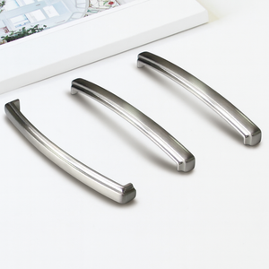 Tirador de Gabinete Moderno de Aleación de Zinc de Alta Resistencia con Diseño Ergonómico Curvo para Cocina, Comedor, Baño y Mesitas de Noche - Product Image 3