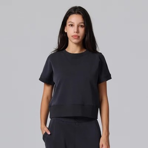 Camiseta de punto azul de manga corta con cuello redondo para mujer, corte crop, ajuste holgado, color liso, transpirable, de algodón y elastano - Product Image 5