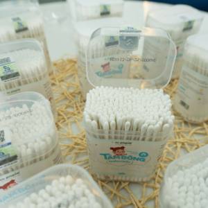 สำลีก้านสำหรับทำความสะอาดหูและจมูก ด้ามจับปลอดภัยสำหรับทารกแรกเกิดและเด็กเล็ก รับผลิตแบบ OEM/ODM แบรนด์ Dr. Papie อุปกรณ์สำหรับเด็กทารก - Product Image 1