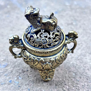 Stylish Indian Metal Bakhoor Burner Incense <b>Holder</b> for Arabic Oud Fragrance Religious Use - Product Image 1