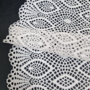 Tela de Encaje Elástica Ligera con Diseño Ovalado Festoneado de 20 cm de Ancho para Vestidos, Prendas de Vestir y Adornos Decorativos - Product Image 3