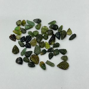 Turmalina Verde Natural con Tallado Floral en Forma de Hoja, Tamaño Libre, Suelta, Calidad AAA, Tallada a Mano en Madagascar, Gema para Joyería Fina, Grado Mayorista - Product Image 1