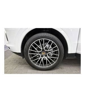 Porsche Cayenne 3.0 2024 con Caja de Cambios Automática, Asientos de Cuero, Cámara Trasera, Solo 68,277 km de Kilometraje, Volante a la Izquierda - Product Image 5