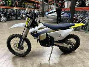 BEST FAST SALES FOR 2024 H u s q v a r n a a FE 350w New Dual Sport Motorcycle - Product Image 1