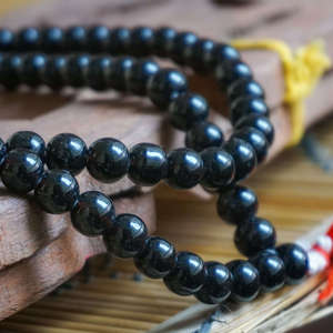 Collar de Oración Mala de 108 Cuentas de Piedra Shaligram Premium, Joyería Espiritual para Meditación y Canto, Venta al por Mayor - Product Image 2