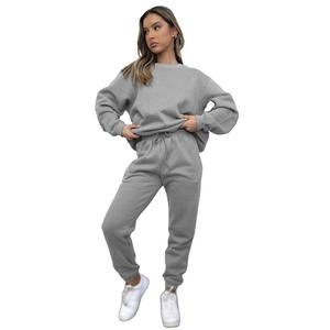 Conjunto deportivo de dos piezas de felpa para mujer, con logotipo personalizado impreso, 100% algodón, ecológico, con bolsillos laterales, estilo casual. - Product Image 6