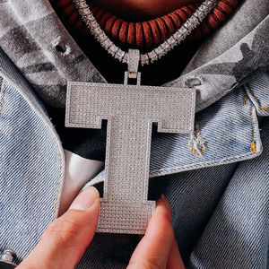 Lettre initiale Design 925 Argent Nom Personnalisé Moissanite Pendentif Collier pour Hommes 925 Argent Hip Hop Style pour les Fêtes - Product Image 2