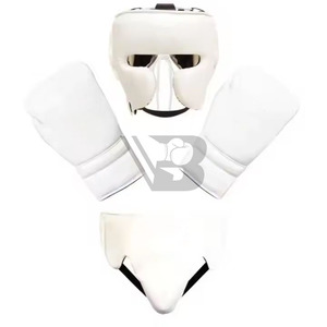 ชุดฝึกซ้อมมวยแบบมืออาชีพใหม่ ผลิตจากหนังแท้ ประกอบด้วยนวมชกมวย หมวกป้องกันศีรษะ และอุปกรณ์ป้องกันอวัยวะเพศชาย - Product Image 3