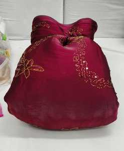 Tissu en Soie Bicolore Brodé de Sequins pour Vêtements Ethniques, Sarees, Lehengas, Costumes, Kurtis – Matière de Créateur en Gros - Product Image 5