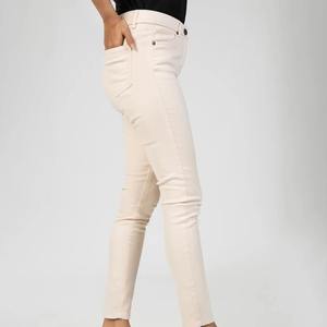 Jeans de Mujer Tallas Grandes Elásticos Cómodos de Moda, Vaqueros Rotos Acampanados de Tiro Medio Elásticos, Precio Razonable - Product Image 5