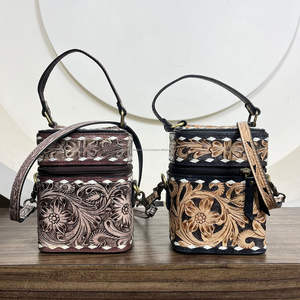 Estuche de cosméticos de viaje de moda de lujo personalizado, organizador de maquillaje para mujer, estuche de cosméticos de cuero con herramientas manuales para mujer y estuche de tocador - Product Image 4