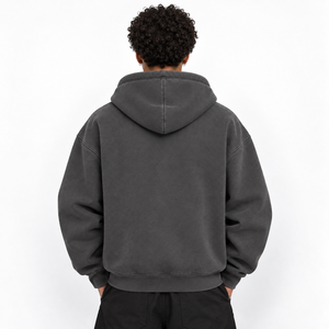 Sweat-shirt oversize pour homme, coupe ample, matière résistante et design moderne pour la mode urbaine et les tenues décontractées au quotidien. - Product Image 5