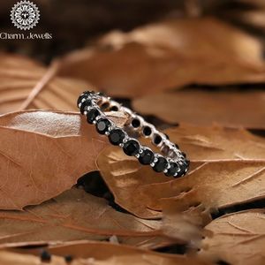 Anillo de compromiso y eternidad de moissanita Charm Jewels, plata 925 con baño de rodio, corte cojín, engaste de garras, certificado IGI - Product Image 1