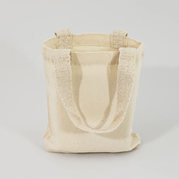 Sac fourre-tout en nylon grande taille personnalisé pour homme avec longue anse et bretelles à motif lettres pour usage extérieur – Vente en gros