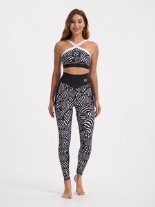 Ensemble de yoga pour femmes, collection 2026, style unique et très tendance, best-seller, au meilleur prix de gros - Product Image 1
