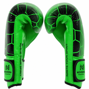 Gants de boxe personnalisés imperméables et respirants en cuir véritable avec lacets en crin de cheval et sangle de poignet réglable pour le kickboxing et la frappe - Product Image 5