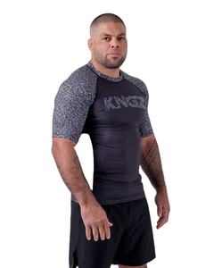 Traje de baño personalizado con estampado de protección UV Rash Guard Camiseta de surf de manga corta Rashguard para hombres - Product Image 2